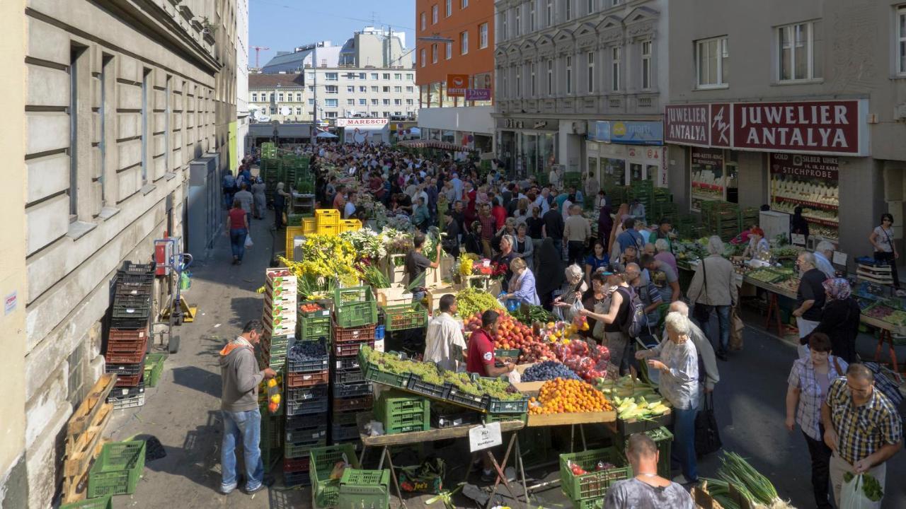 Cozy Market-Square Retreat Located In The Heart Of The 10Th District Vídeň Exteriér fotografie